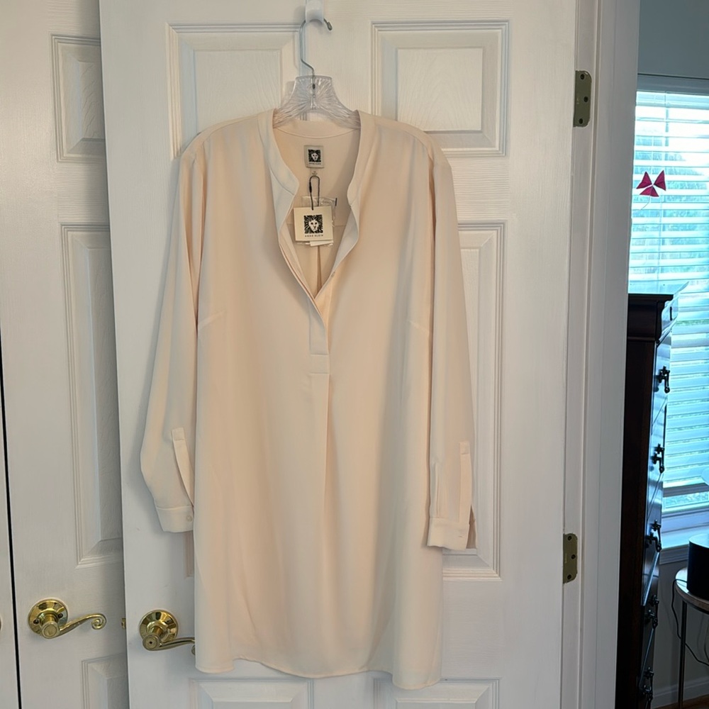 Cream Ann Klein shirt/tunic. NWT